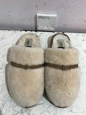 UGG Australia sheepskin beige
