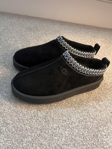Uggs tasman slippers size 7 - tasman,